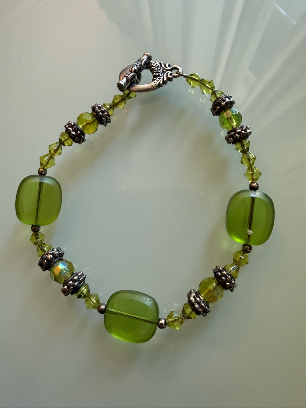 Vintage Lime Green Glass Bead Bracelet